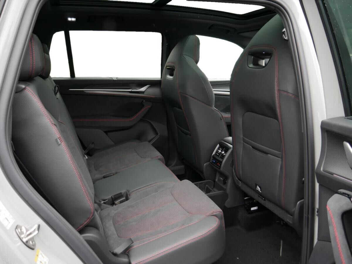 Skoda Kodiaq RS 2.0 TSI 4x4 - KEYLESS NAVI PANO 7-SITZER *SN895*