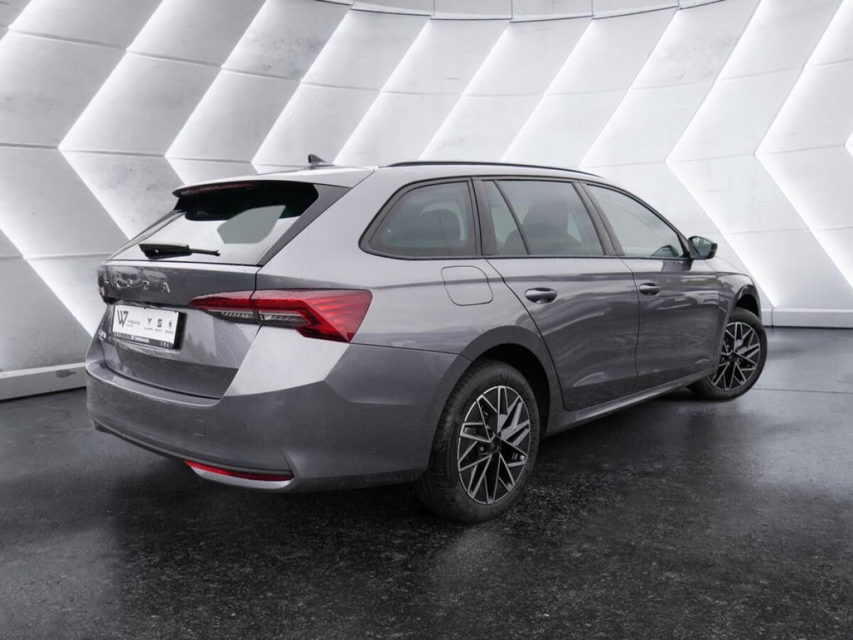 Skoda Octavia Combi 2.0 TDI DSG PDC ACC KEYLESS AHK LED *869*