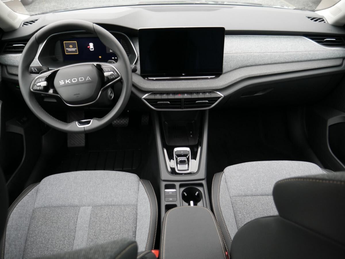 Skoda Octavia Combi 2.0 TDI DSG PDC ACC KEYLESS AHK LED *869*