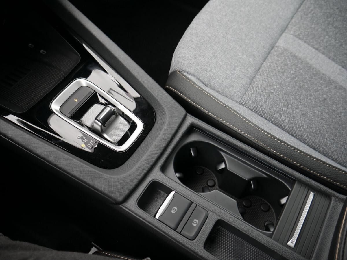 Skoda Octavia Combi 2.0 TDI DSG PDC ACC KEYLESS AHK LED *869*