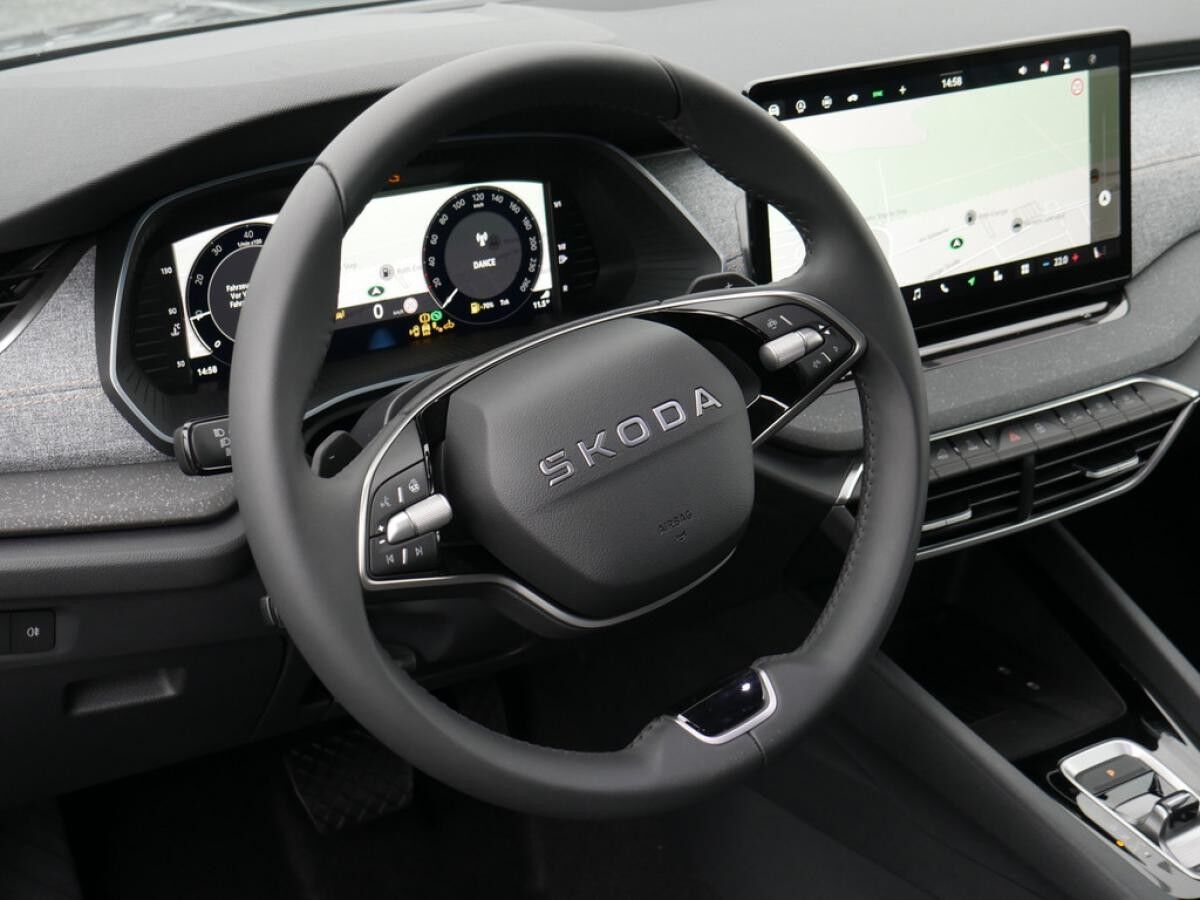 Skoda Octavia Combi 2.0 TDI DSG PDC ACC KEYLESS AHK LED *869*