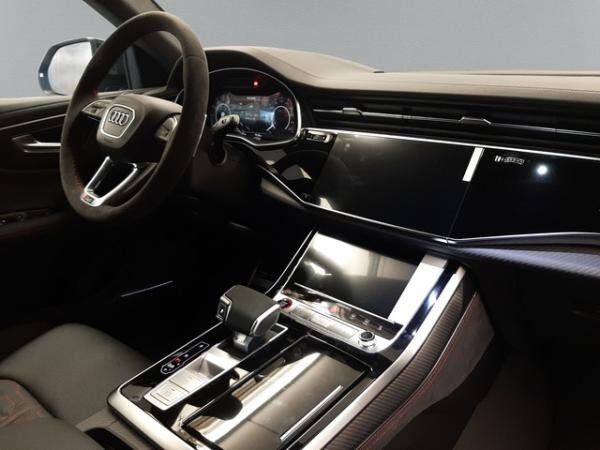 Audi RS Q8 // B&O AHK HD Matrix 23" PANO HuD StHz*exkl. für Gewerbetreibende*