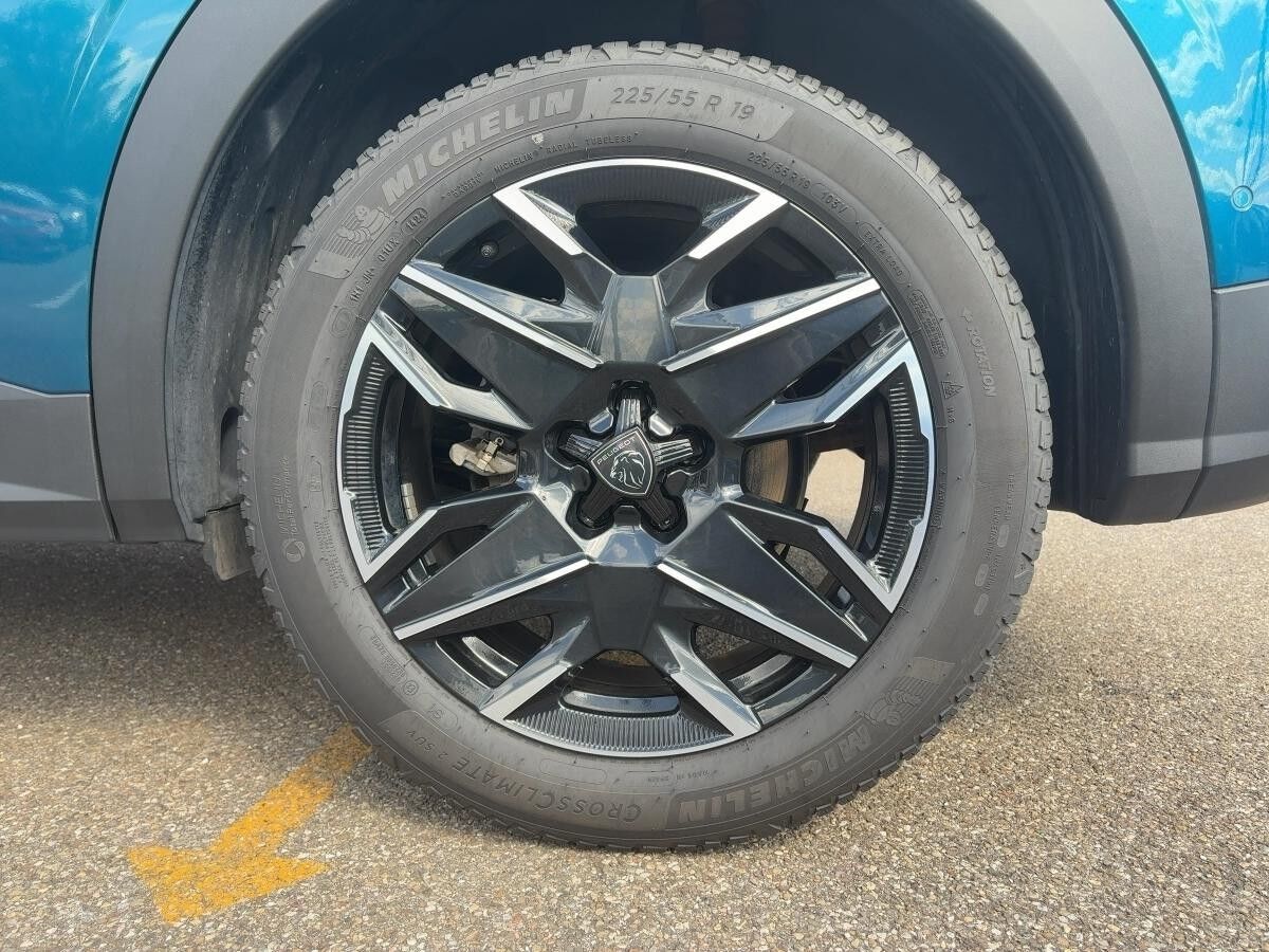 Peugeot 3008 Allure HYBRID 145 - Winter-Paket