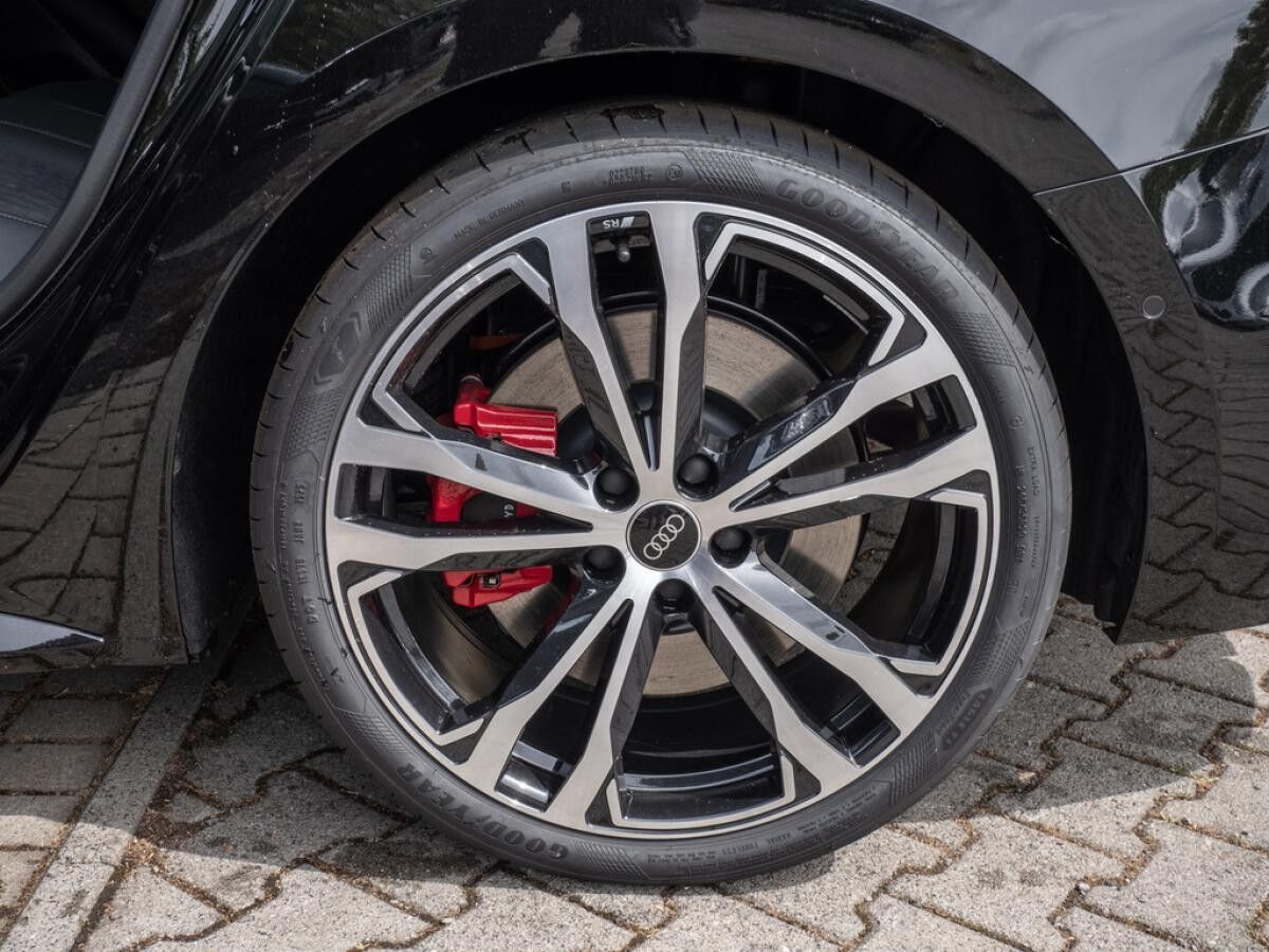 Audi A5 Avant e-hybrid quattro