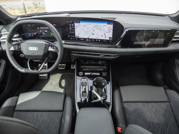 Audi A5 Avant e-hybrid quattro