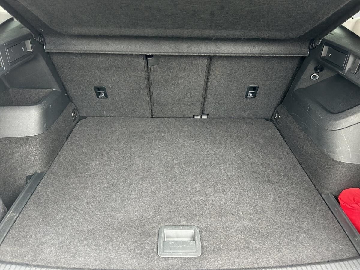 Volkswagen Tiguan LIFE 1.5 eTSI Design LED+ LM18 WInter connect AHK