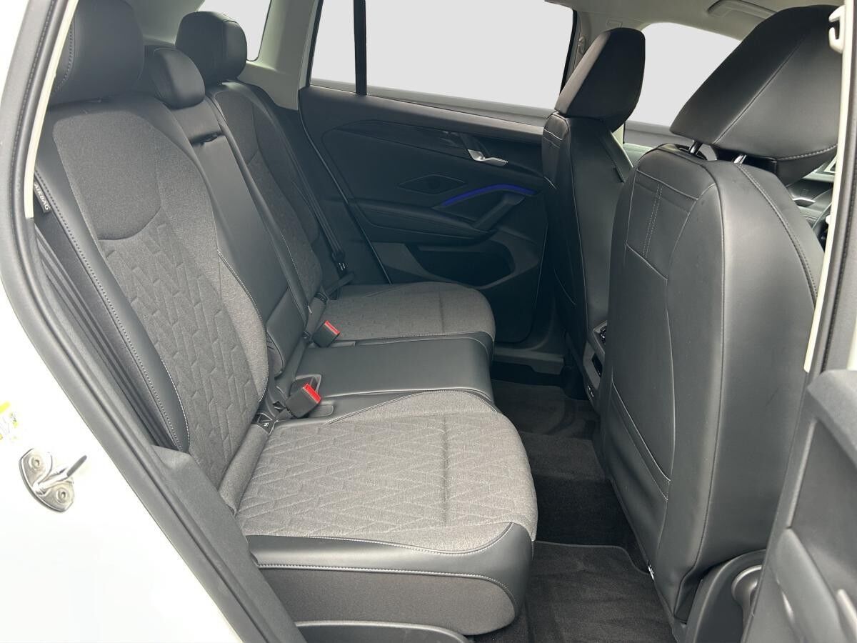 Volkswagen Tiguan LIFE 1.5 eTSI Design LED+ LM18 WInter connect AHK