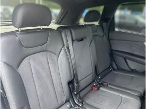 Audi Q7 SUV S line business TDI qua. Pano AHK HUD B&O
