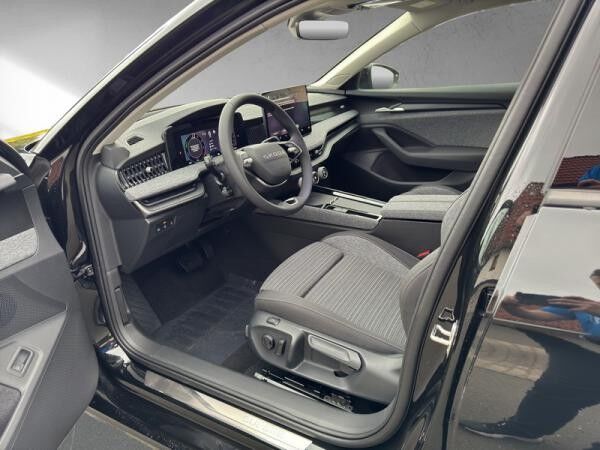 Skoda Superb Combi 1.5 TSI iV Selection *Privat*SOFORT*0,5%* l AHK l MATRIX l 4x SHZ l NAV l