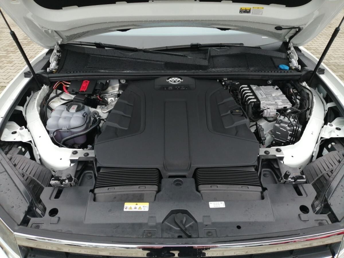 Volkswagen Touareg 3.0 TDI 4M DSG/Pano, Luftf.,AHK,Leder;IQ