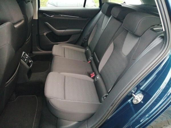 Skoda Octavia Combi Ambition 2.0 TDI LED GRA PDC Keyl