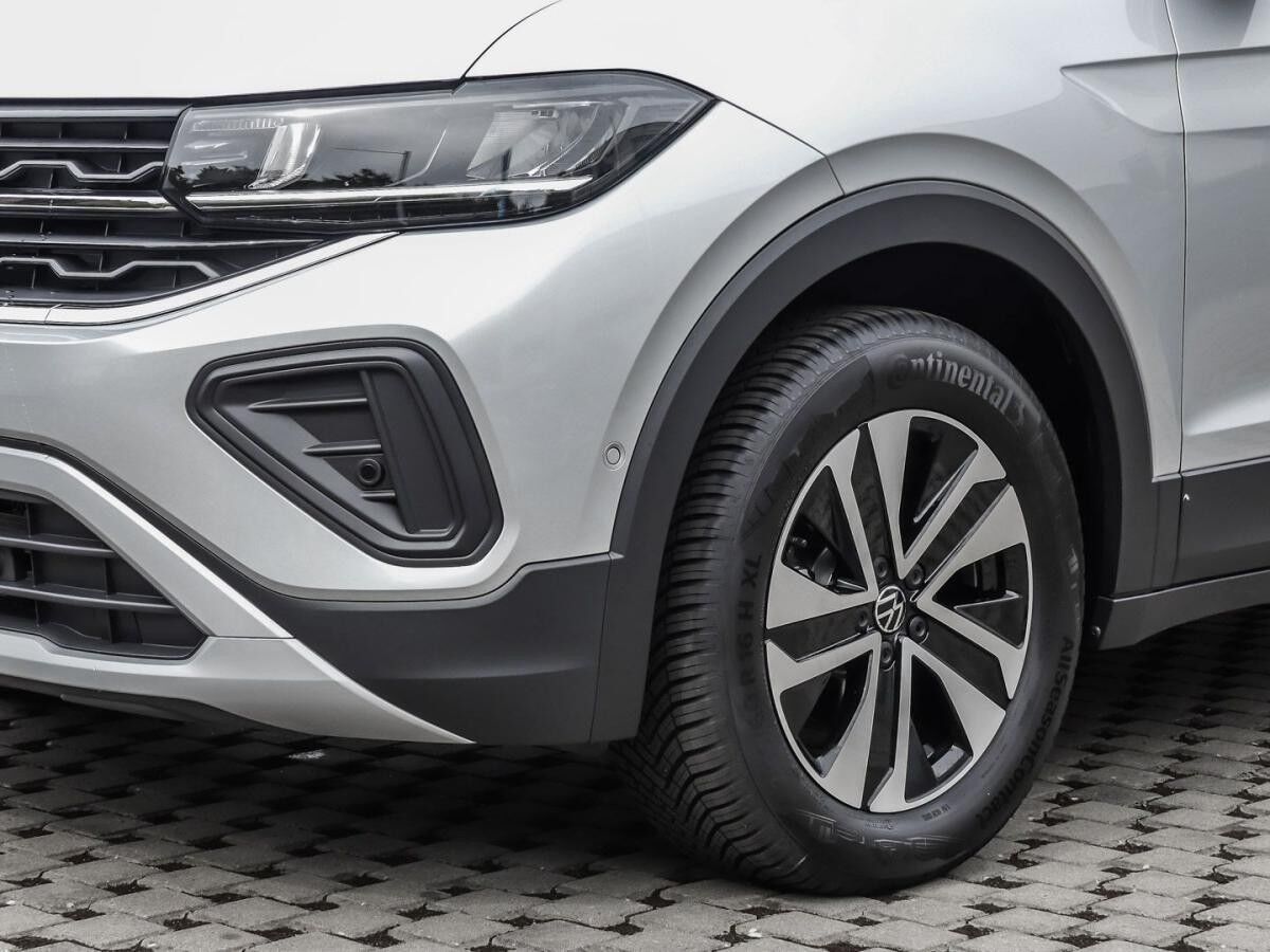 Volkswagen T-Cross 1.0 TSI AHK Ganzjahresreifen