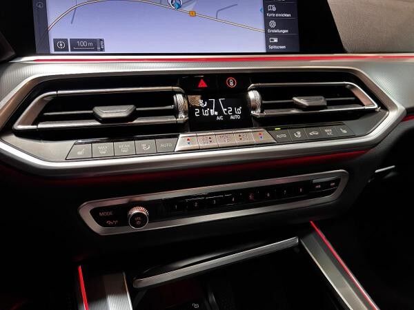 BMW X5 xDrive 45 AHK Laser Navi