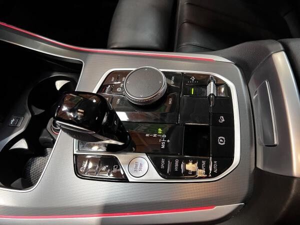 BMW X5 xDrive 45 AHK Laser Navi