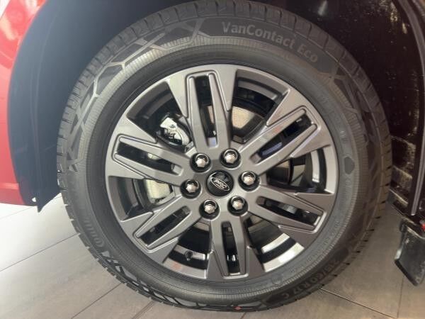 Ford Transit Custom Nugget Titanium Aufstelldach **Lagerräumung und sofort verfügbar**