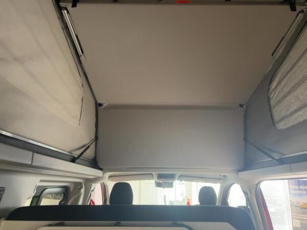 Ford Transit Custom Nugget Titanium Aufstelldach **Lagerräumung und sofort verfügbar**