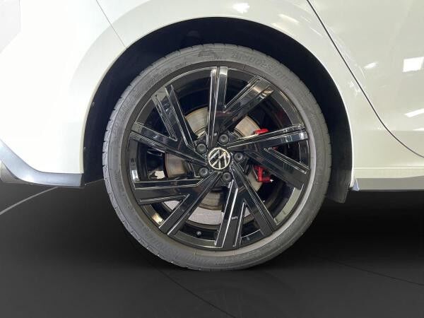 Volkswagen Golf VIII GTI LED LM 18" Navi PDC+RFK ACC App-Connect