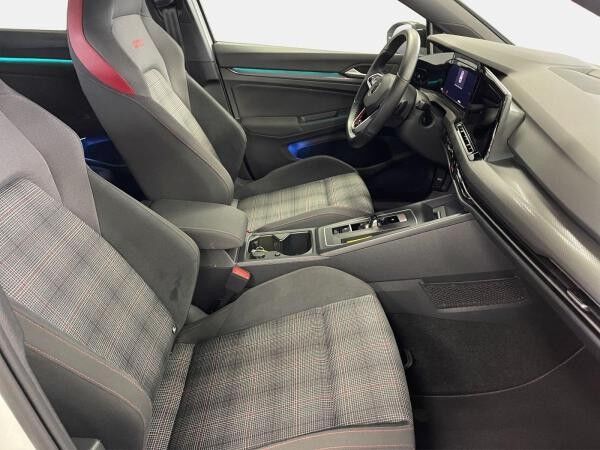 Volkswagen Golf VIII GTI LED LM 18" Navi PDC+RFK ACC App-Connect