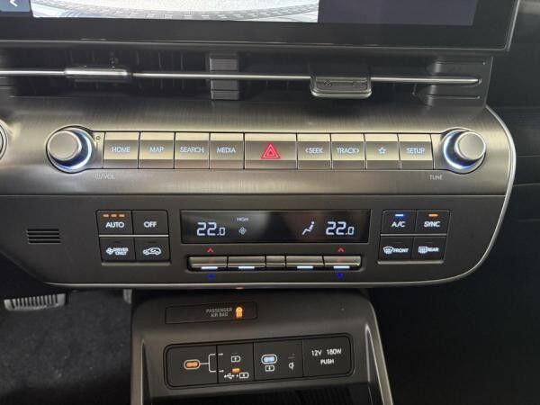 Hyundai Kona Elektro TREND 218 PS! 65,4kWh + EL. SITZVERSTELLUNG + EL. HECKKLAPPE!