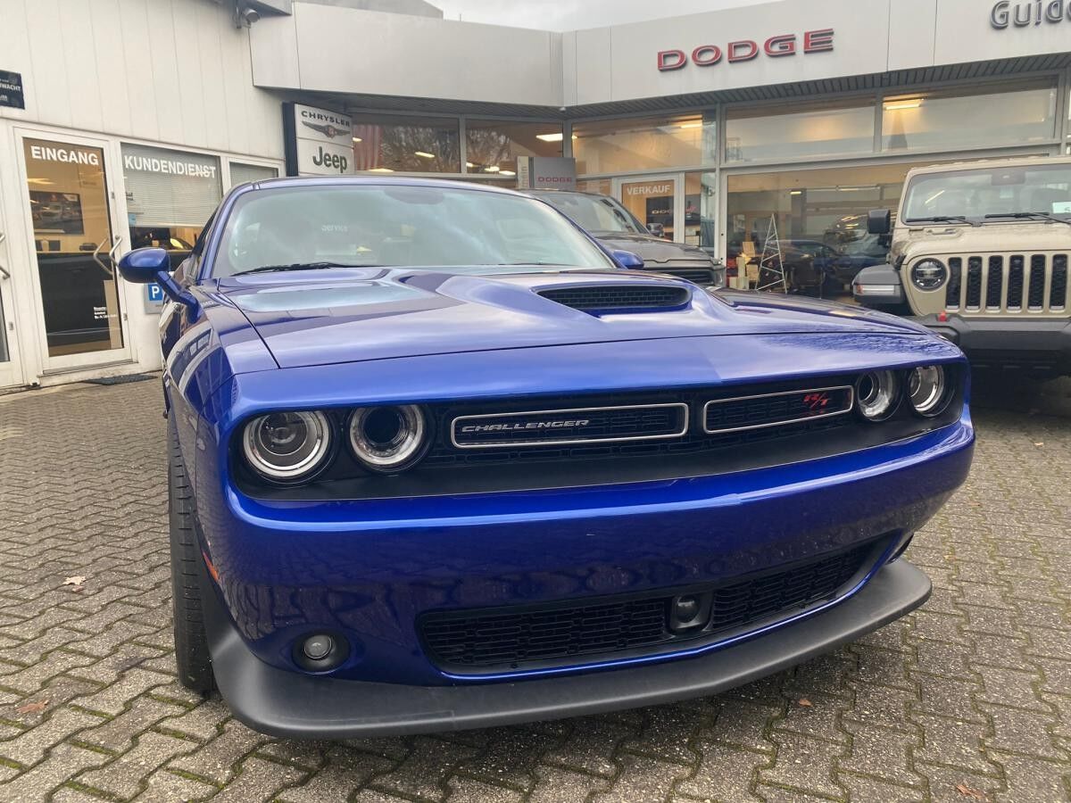 Dodge Challenger 5.7 V8 HEMI R/T  SONDERAKTION
