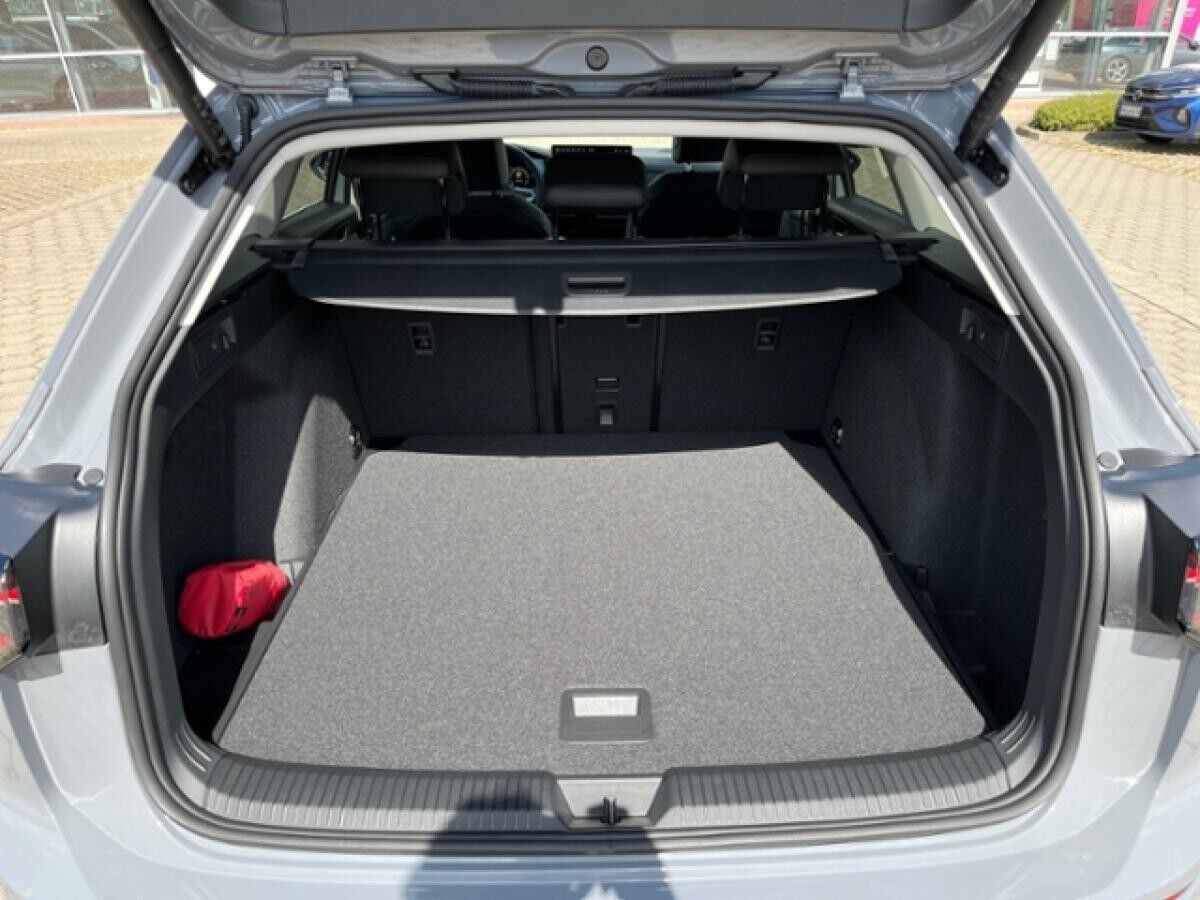 Volkswagen Golf Variant Style 1,5 l eTSI DSG Volkswagen Golf Variant Style 1,5 l eTSI DSG