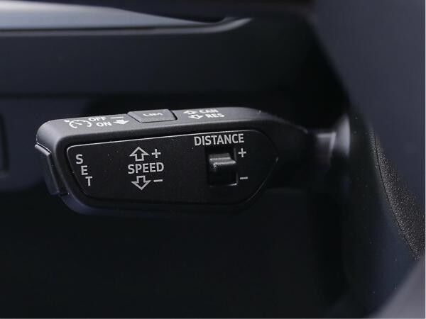 Audi Q4 e-tron Q4 45 e-tron LED/HuD/ACC/R-Kamera/Memory/20 Zoll