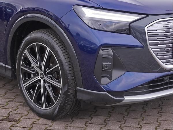 Audi Q4 e-tron Q4 45 e-tron LED/HuD/ACC/R-Kamera/Memory/20 Zoll