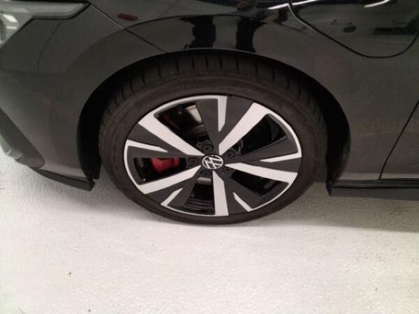 Volkswagen Golf VIII GTE FACELIFT Hybrid DSG ACC DCC AHK BLACK STYLE HEAD UP