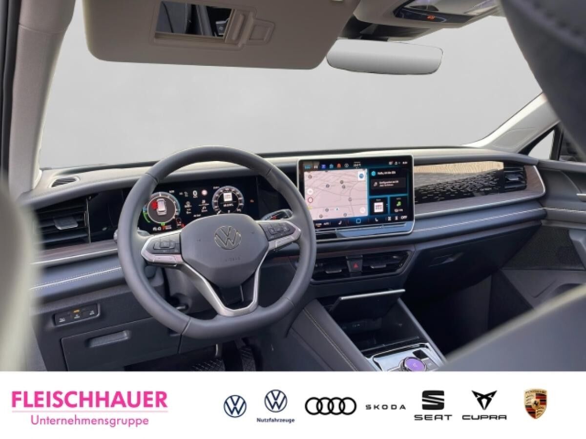 Volkswagen Tayron 1.5 TSI eHybrid Elegance AHK IQ.DRIVE 360°