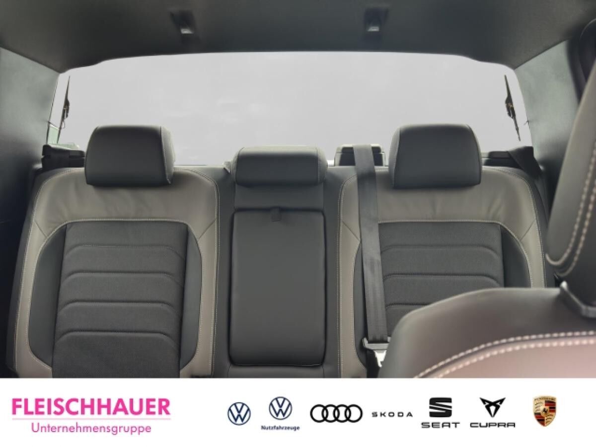 Volkswagen Amarok Doppelkabine Style DC 177 kW 3.0 TDI 4Motion StandHZG AHK-abnehmbar Navi