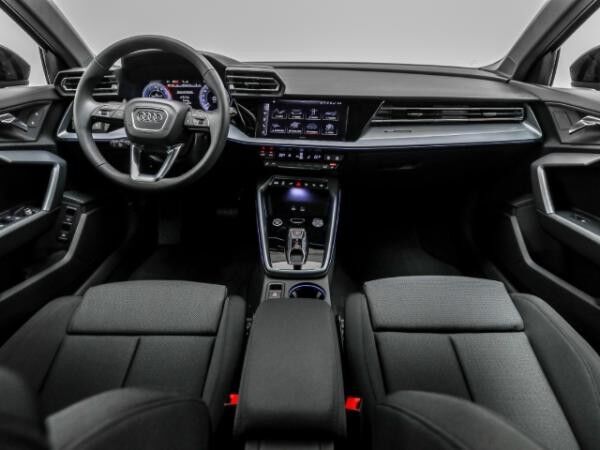 Audi A3 allstreet TFSIe AHK LED ACC CarPlay Kamera