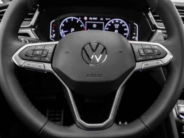 Volkswagen Touran 1.5 TSI DSG Highline 7-Sitzer Navi Kamera