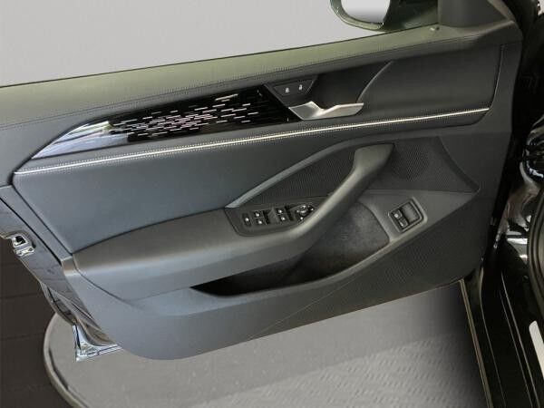 Volkswagen Passat Variant 1.5 TSI DSG Elegance / SOFORT VERFÜGBAR !