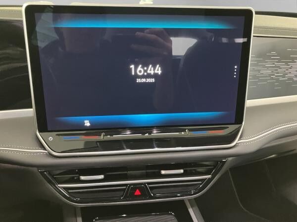 Volkswagen Passat Variant 1.5 TSI DSG Elegance / SOFORT VERFÜGBAR !