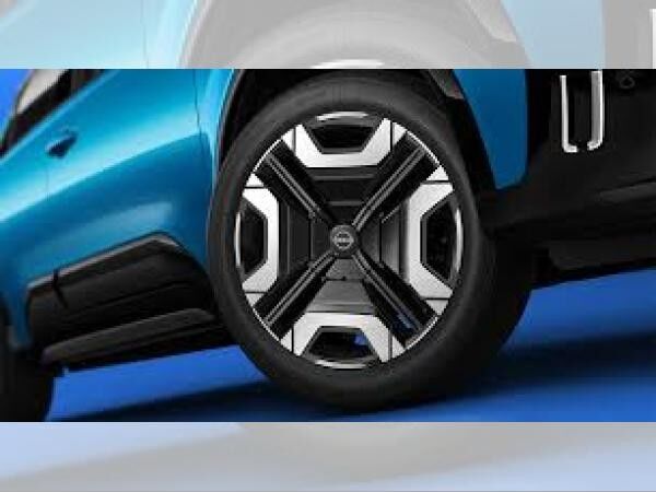 Nissan Micra MICRA ADVANCE, 40 kWh, 90 kW (122 PS) inkl. Winterpaket