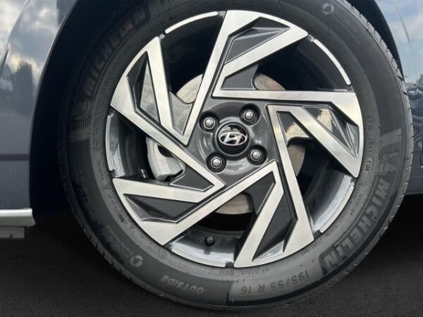 Hyundai i20 Trend 1,0 Ltr. 74 KW/100 PS Automatik, sofort verfügbar