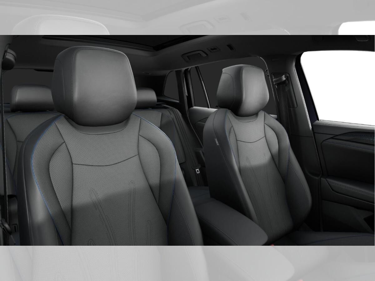 Volkswagen Tiguan R-Line 2.0 l TDI 4MOTION DSG 4Motion Pano