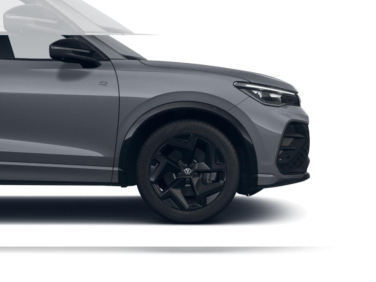 Volkswagen Tiguan R-Line 1.5 l eHybrid DSG Black CarPlay