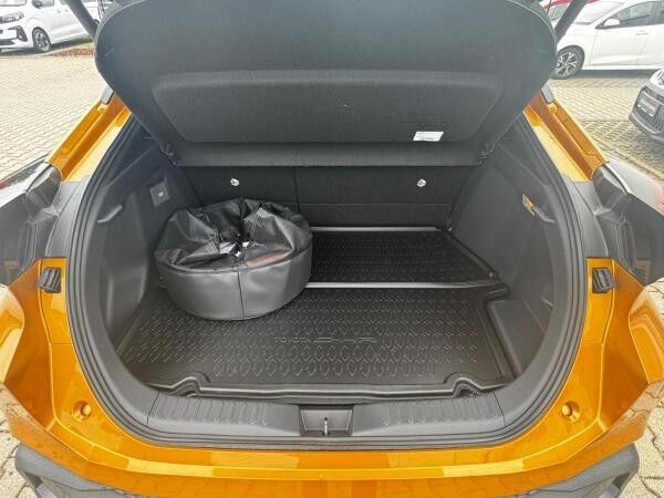 Toyota C-HR 2.0-l-VVT-i Plug-in Hybrid Teamplayer