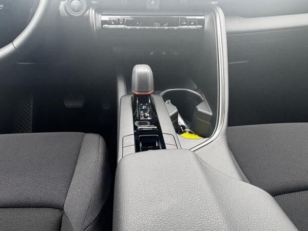 Toyota C-HR 2.0-l-VVT-i Plug-in Hybrid Teamplayer