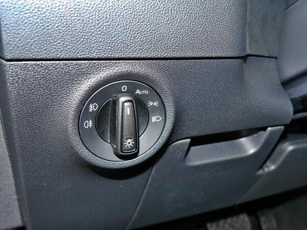 Skoda Karoq "Selection" 1.5TSI 150PS DSG *SOFORT VERFÜGBAR*