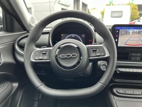Fiat 600 Spezial Edition 110PS *Kamera/Sitzheizung/LED/NAVI*