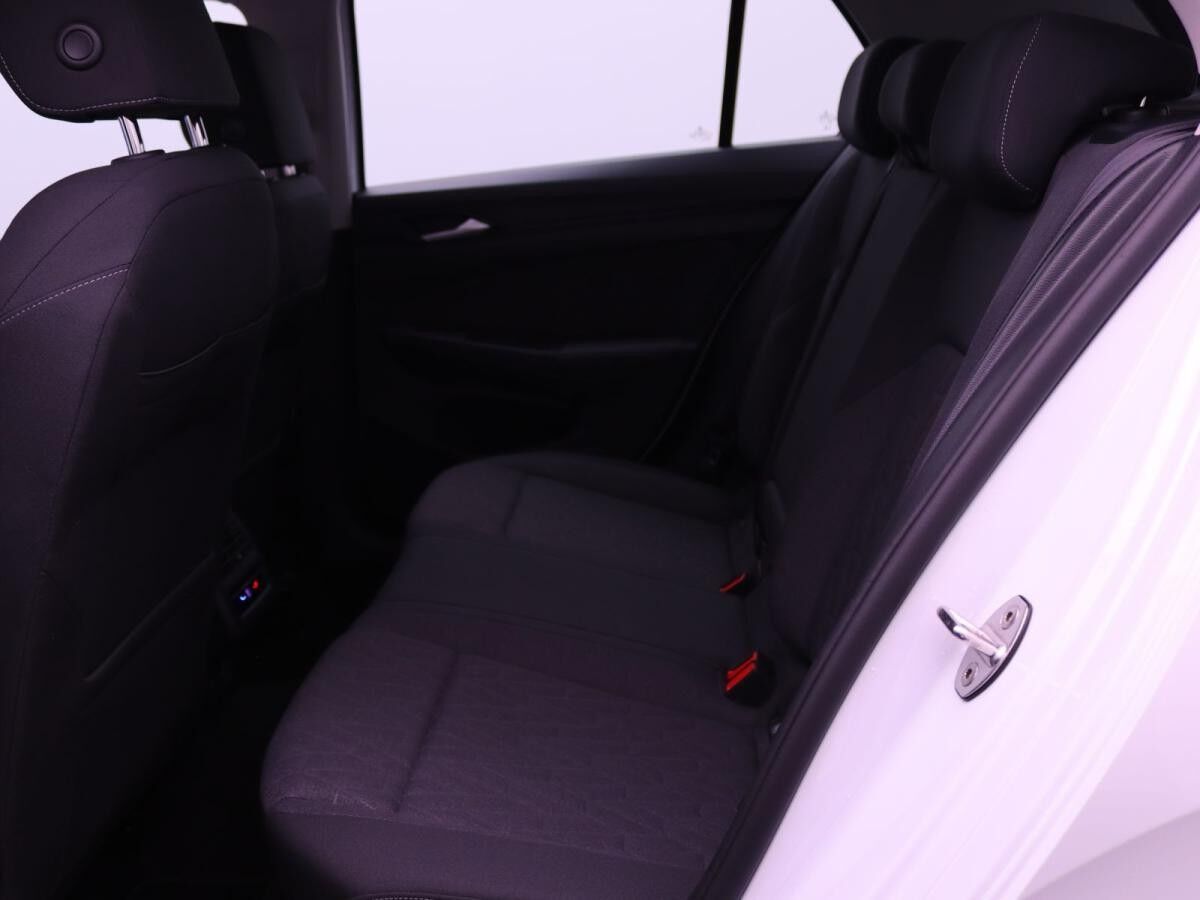 Volkswagen Golf VIII Life 1.5 TSI / App-Connect, LED, SHZ