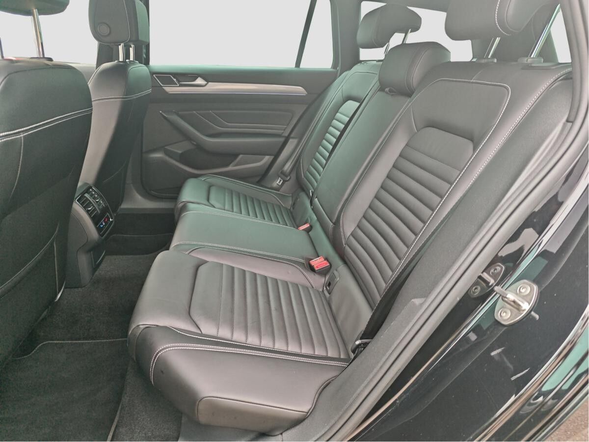 Volkswagen Passat Variant GTE 1.4 TSI Hybrid Pano ergo MATRX
