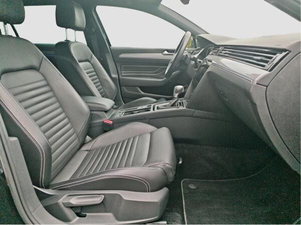 Volkswagen Passat Variant GTE 1.4 TSI Hybrid Pano ergo MATRX