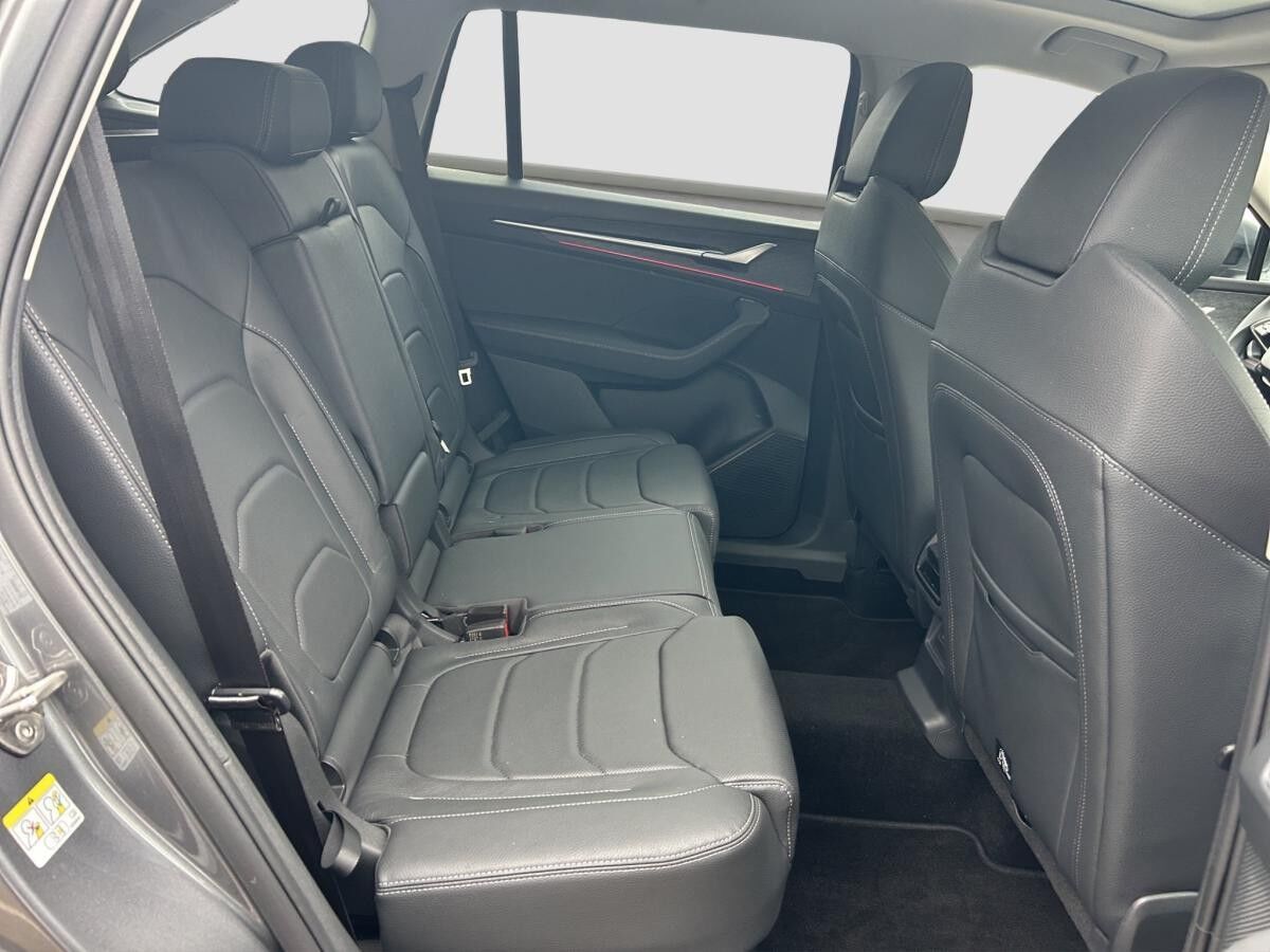 Skoda Kodiaq Selection 2.0 TDI HUD Pano MATRIX 360°