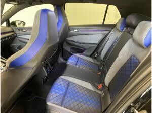 Volkswagen Golf VIII R 2.0 TSI 4M*Black Style*IQ.LIGHT*ACC*