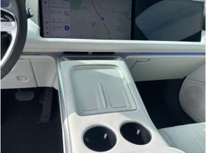 XPENG G9 RWD Long Range 360Grad Memory Sitze Navi