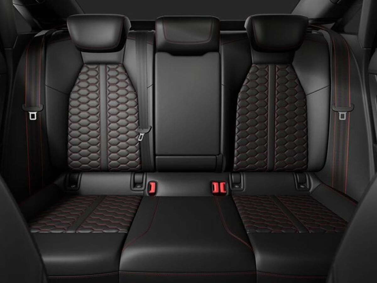 Audi RS3 RS 3 Limousine S tr. Vmax280 HUD PANO RS-Abg 360