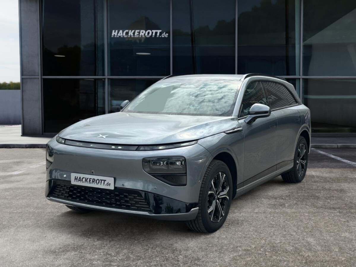 XPENG G9 RWD Standard Range 360Grad Memory Sitze Navi